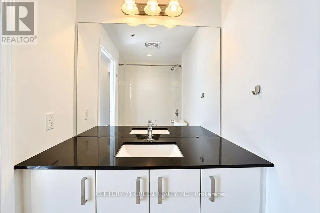 611 - 11611 YONGE STREET