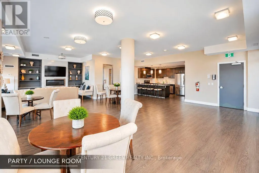 611 - 11611 YONGE STREET
