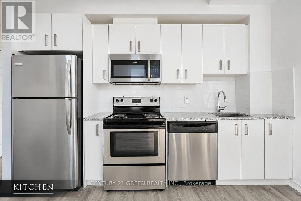 611 - 11611 YONGE STREET