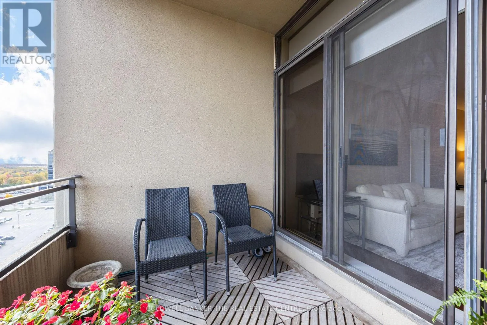 PH22 - 32 CLARISSA DRIVE