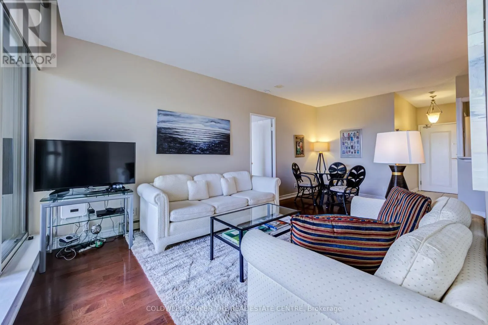 PH22 - 32 CLARISSA DRIVE