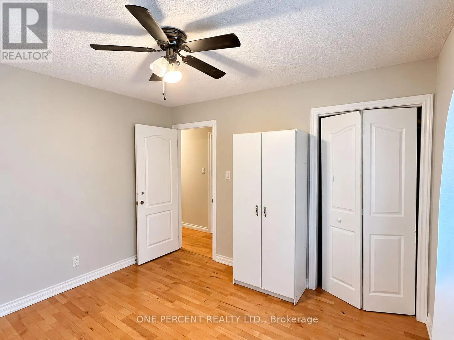 526 HIGHLAND CRESCENT