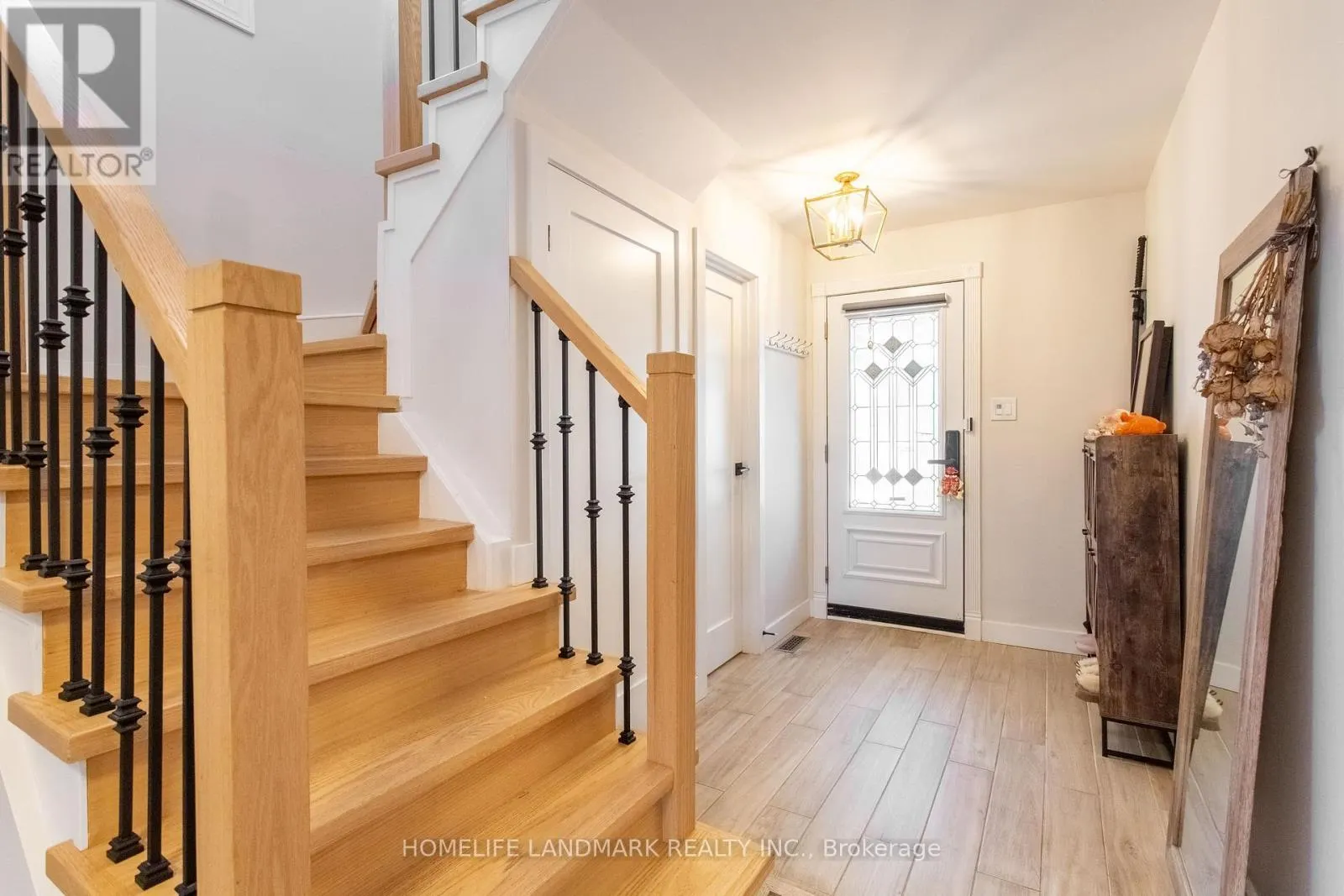 15 FOXGLOVE COURT