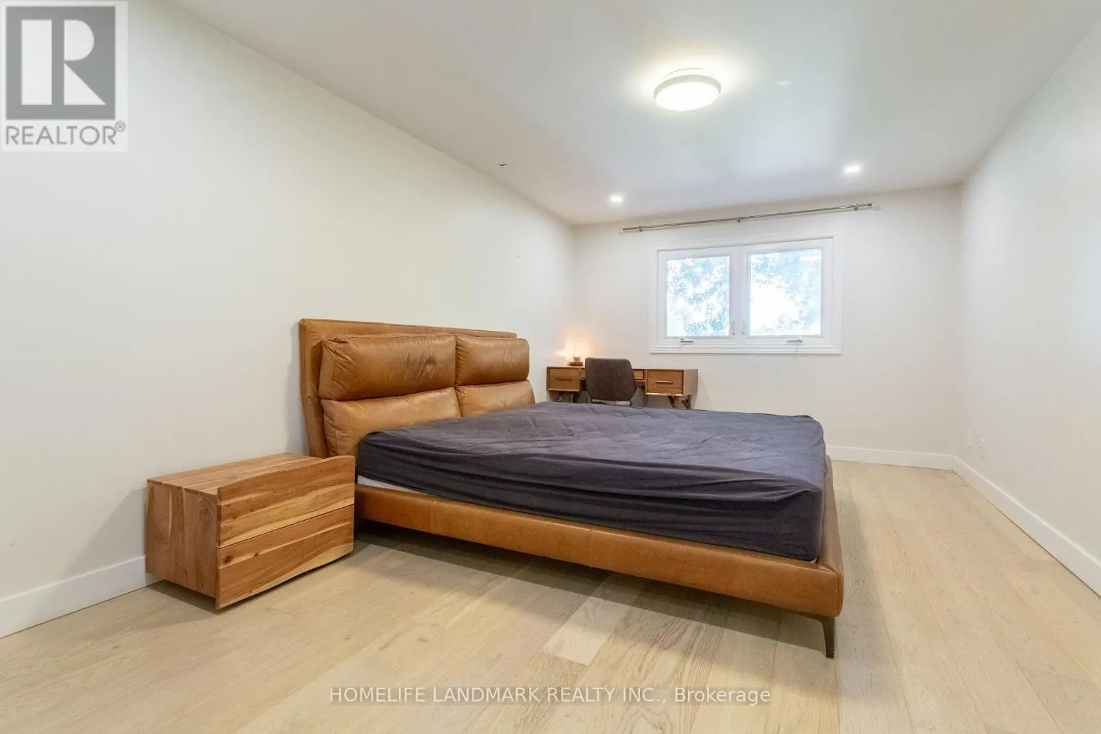 15 FOXGLOVE COURT