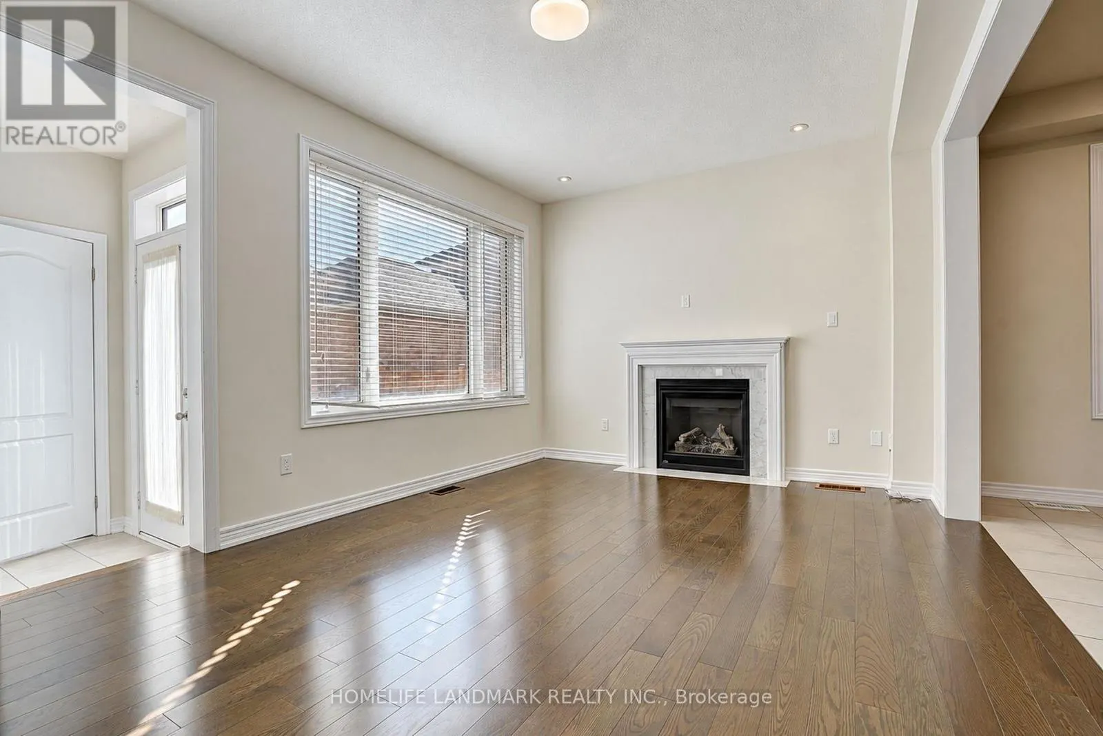 27 APPLEGATE DRIVE