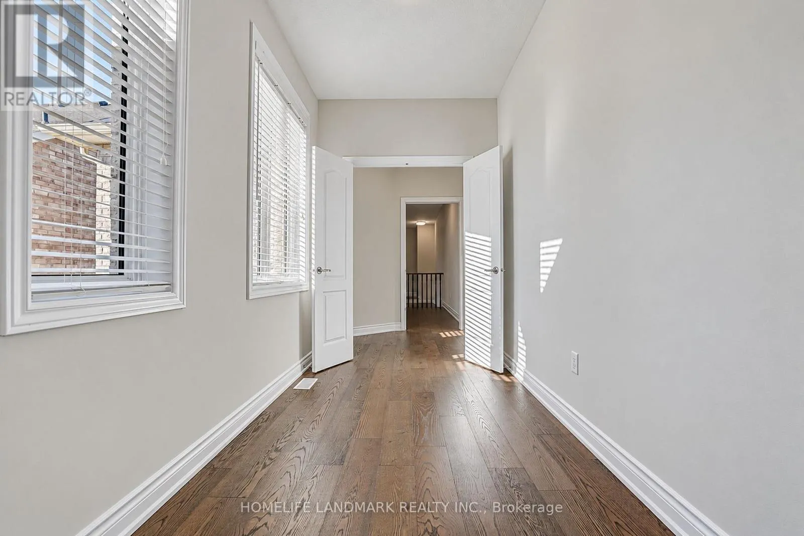 27 APPLEGATE DRIVE