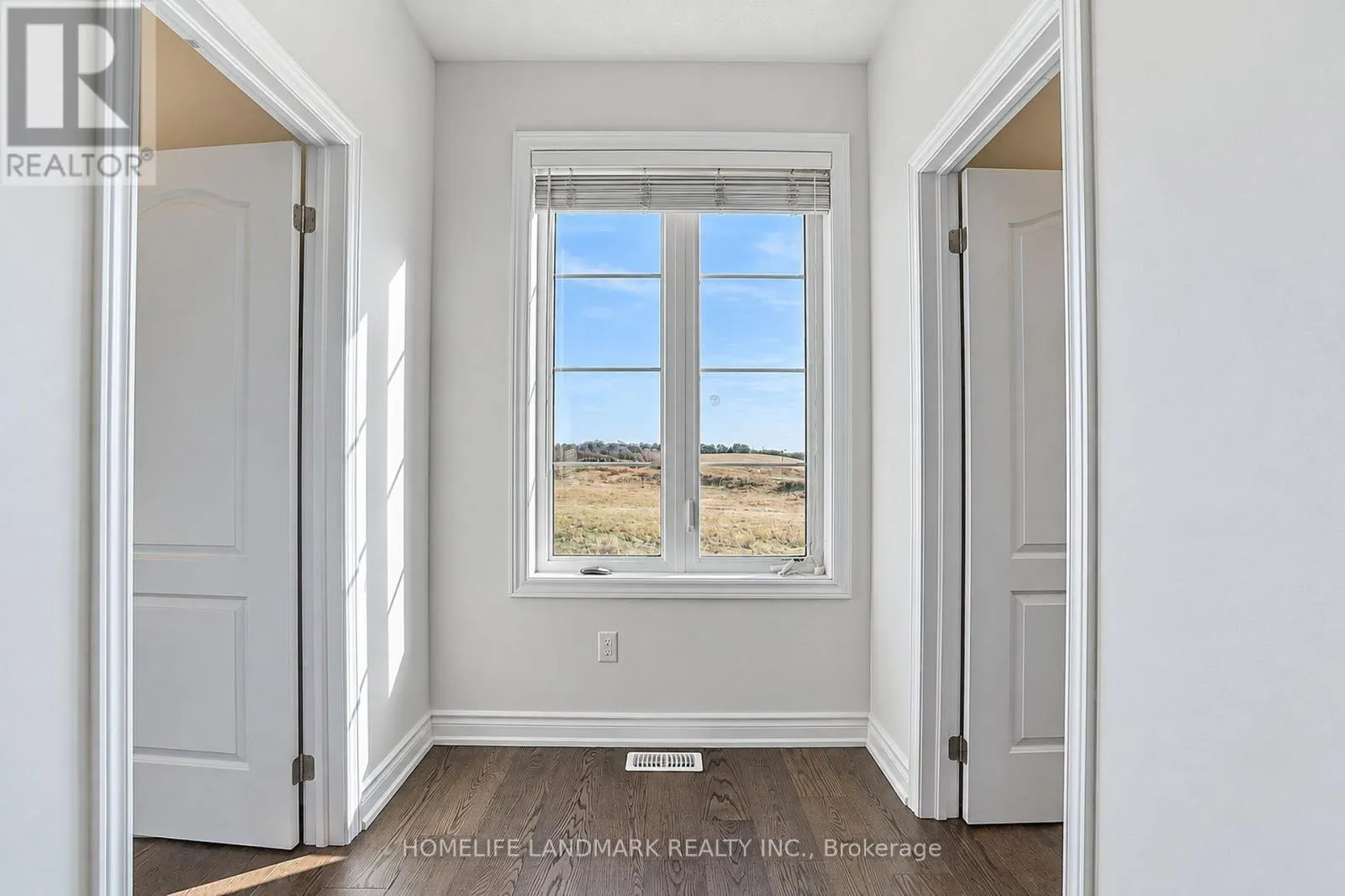 27 APPLEGATE DRIVE