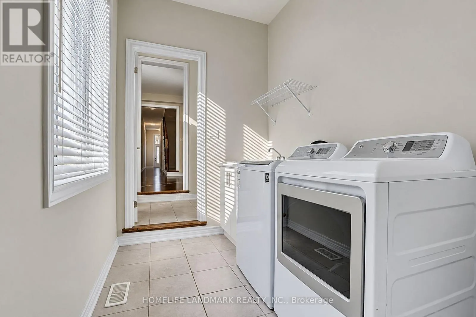 27 APPLEGATE DRIVE
