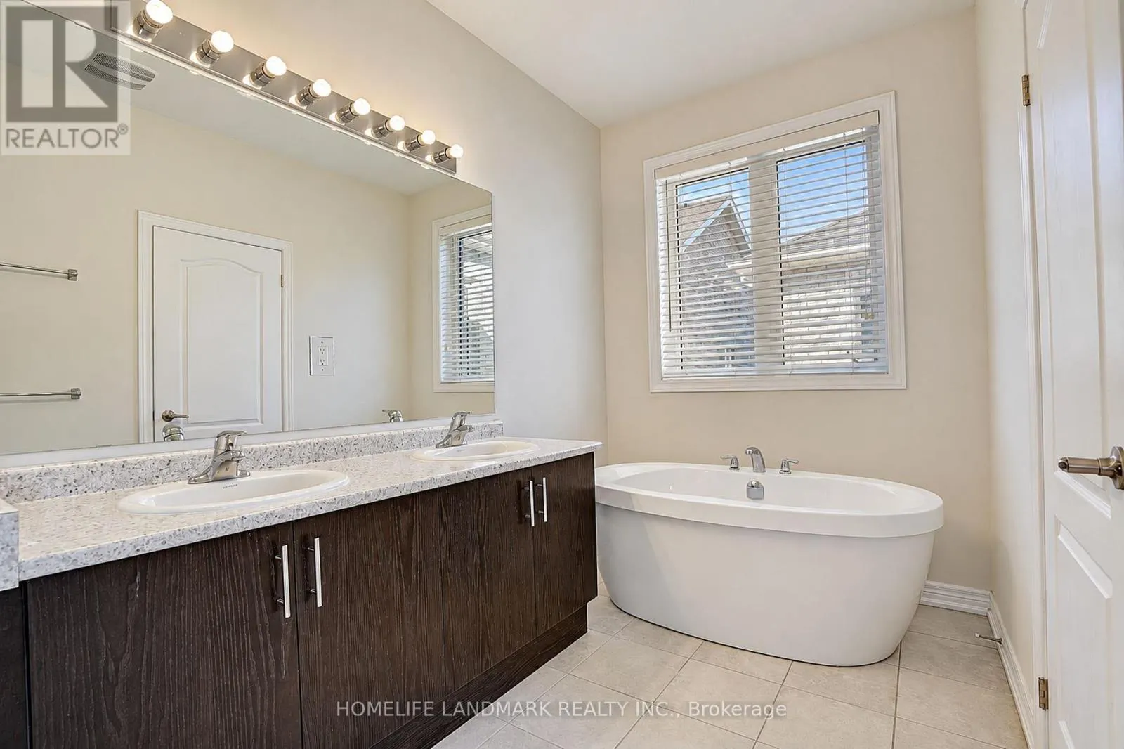 27 APPLEGATE DRIVE
