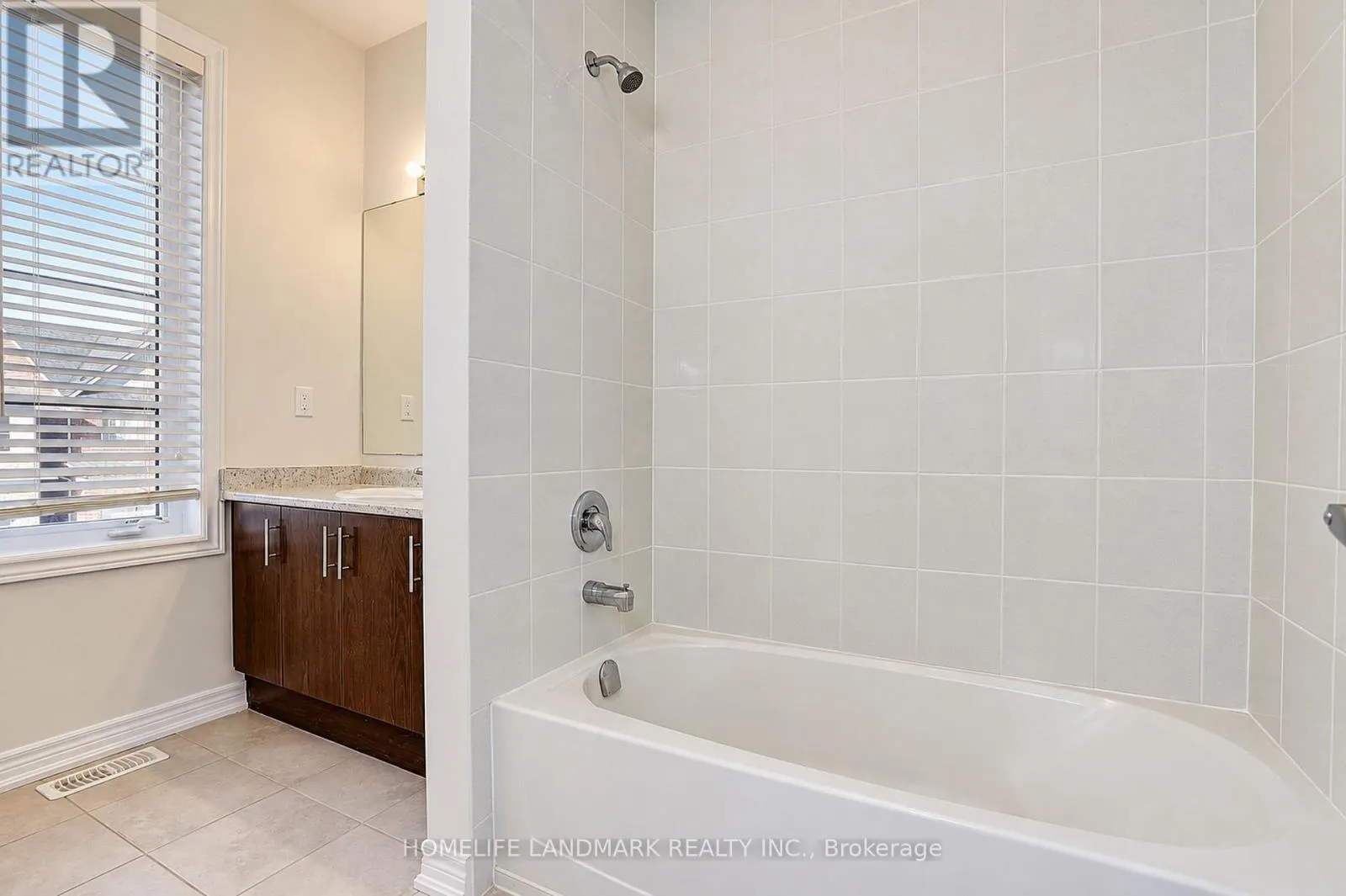 27 APPLEGATE DRIVE