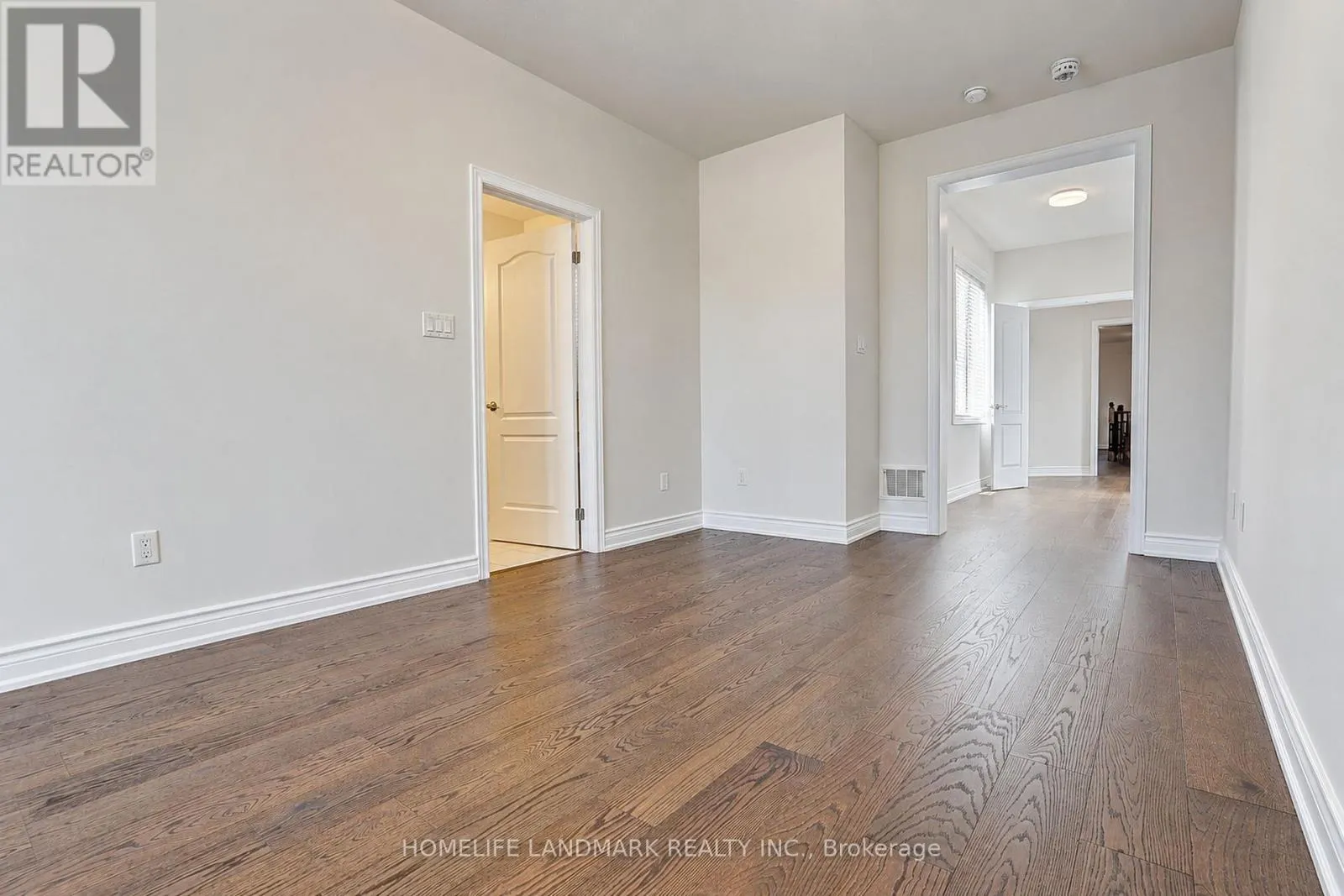 27 APPLEGATE DRIVE