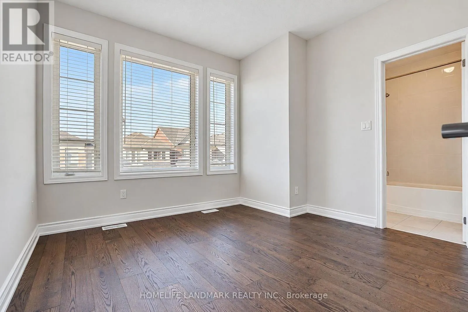 27 APPLEGATE DRIVE