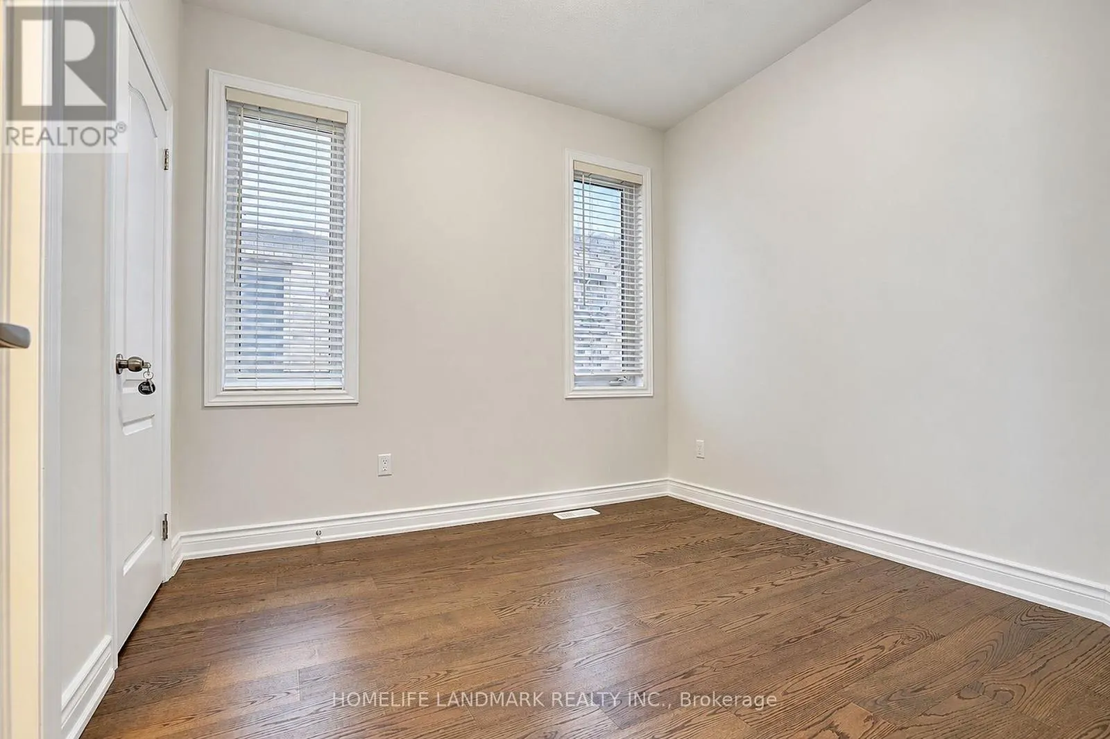 27 APPLEGATE DRIVE