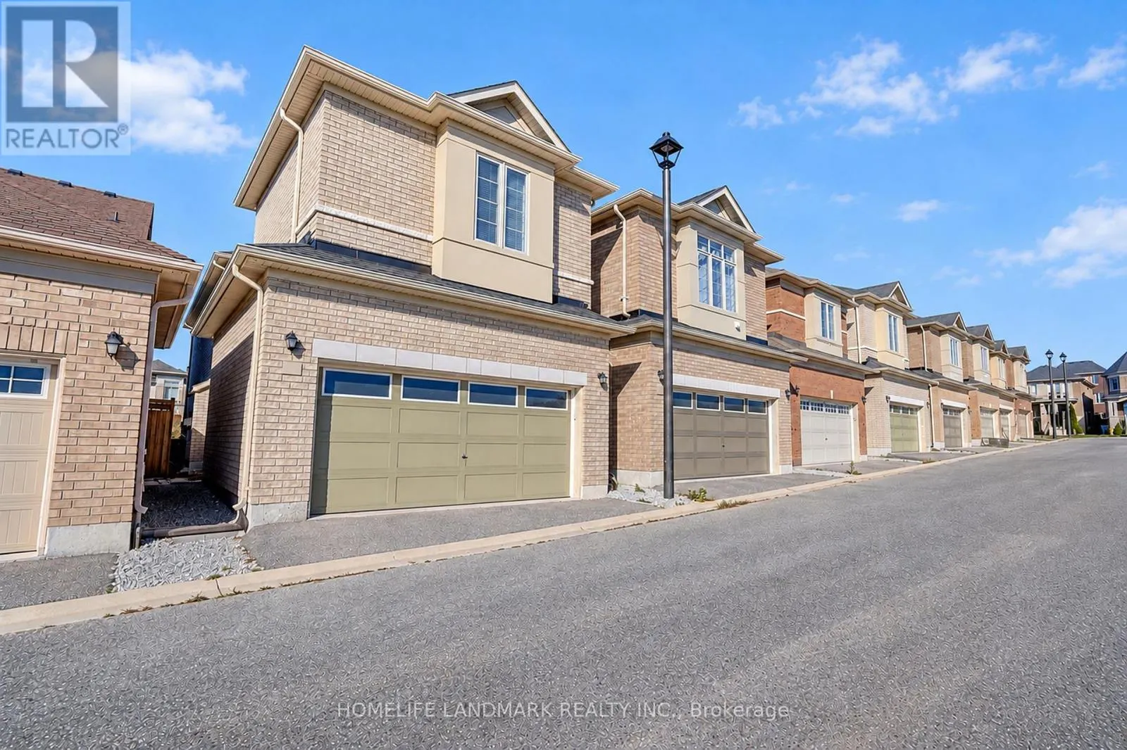 27 APPLEGATE DRIVE