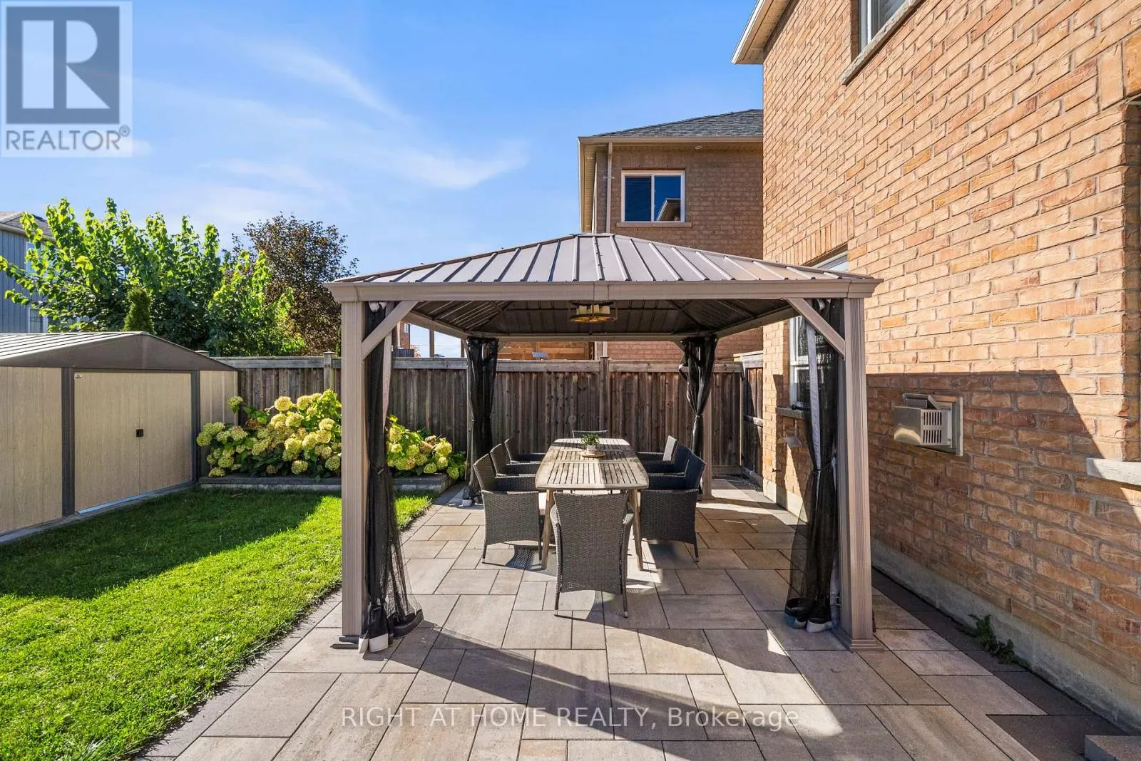 921 MILLER PARK AVENUE