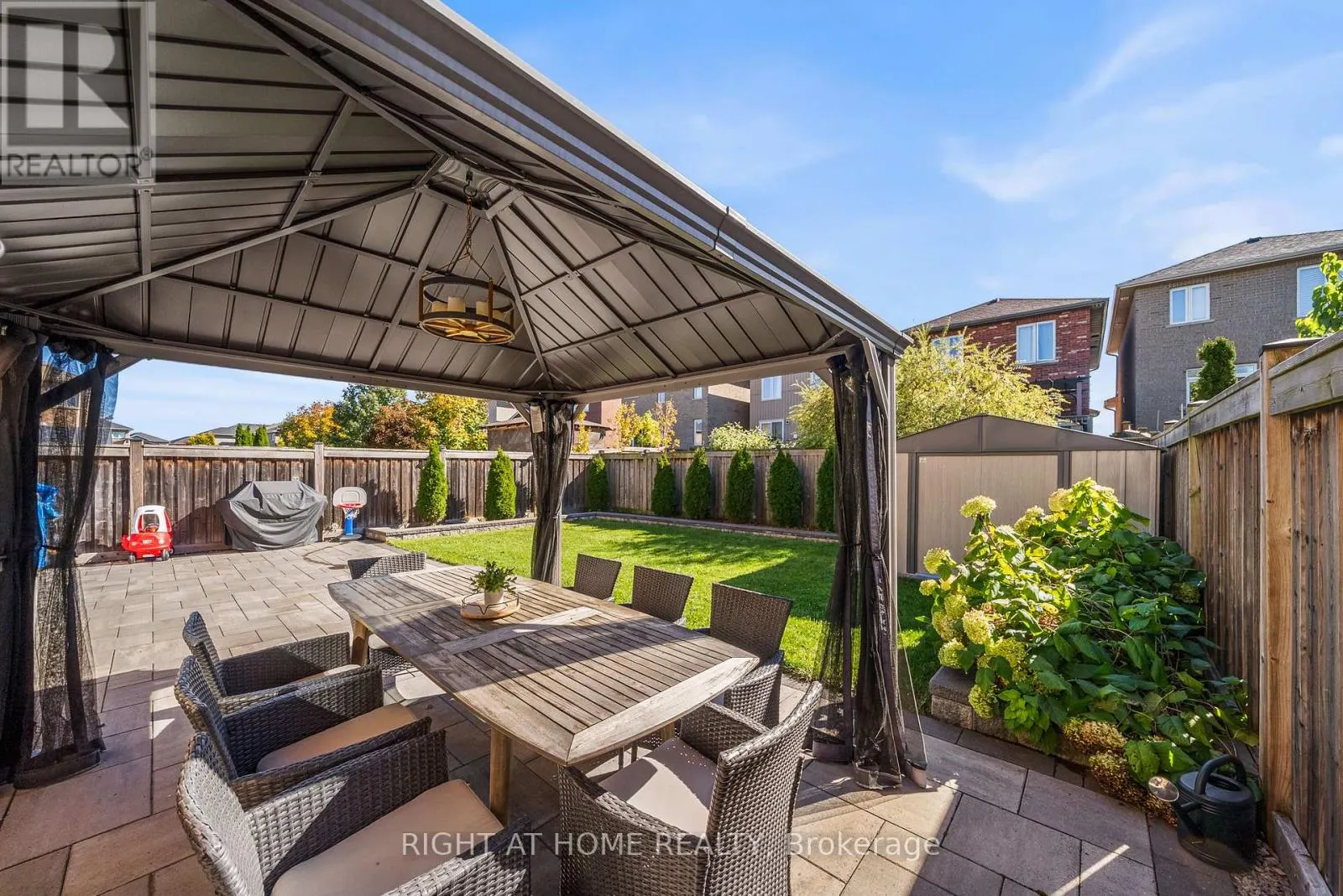 921 MILLER PARK AVENUE