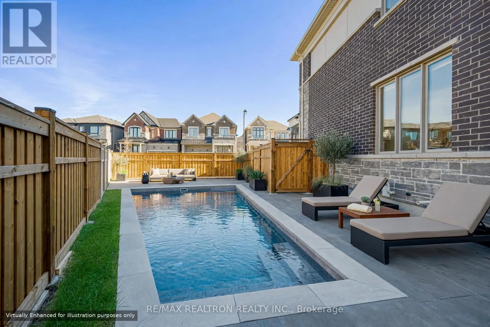 57 GREENRIDGE CRESCENT
