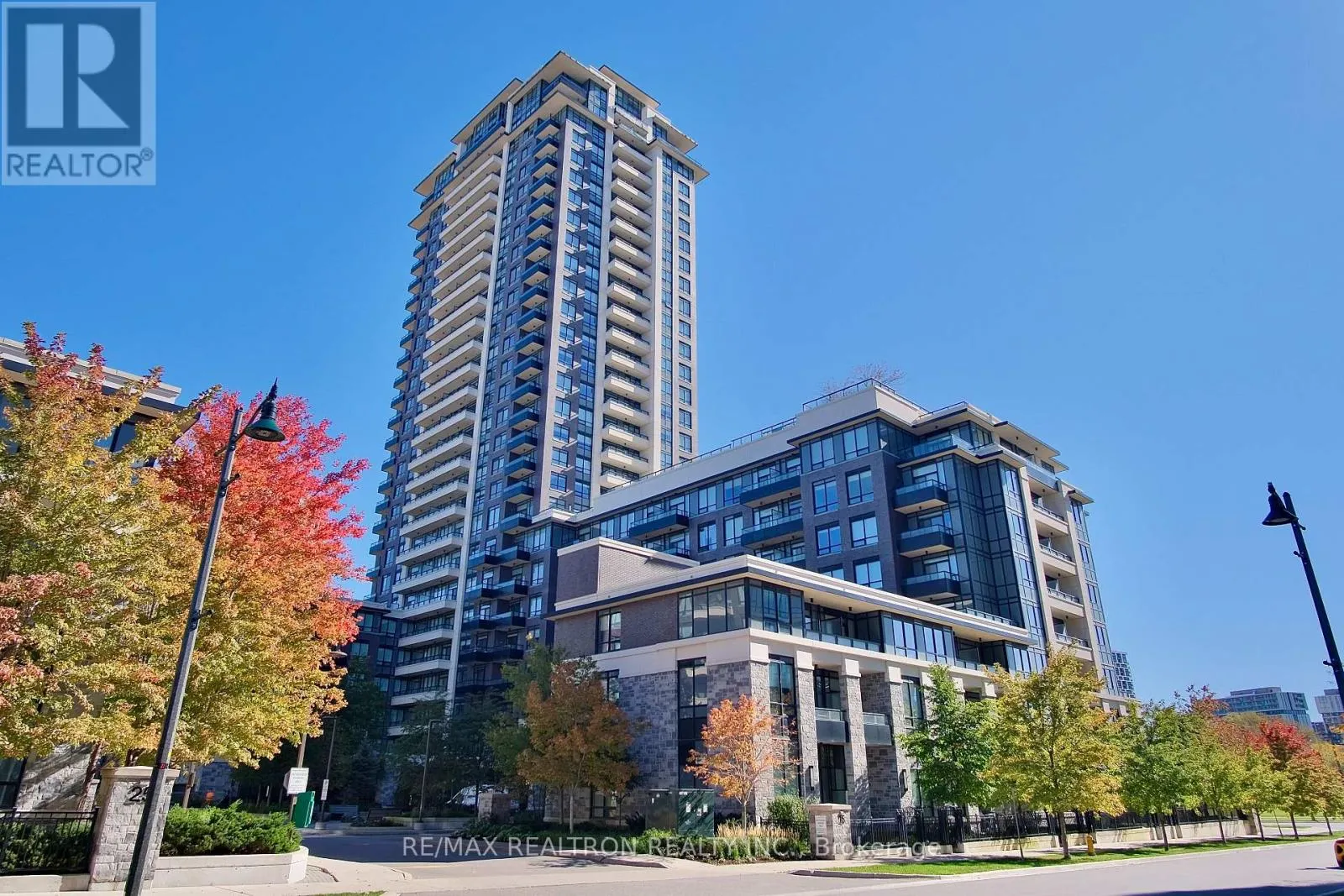 533 - 15 WATER WALK DRIVE