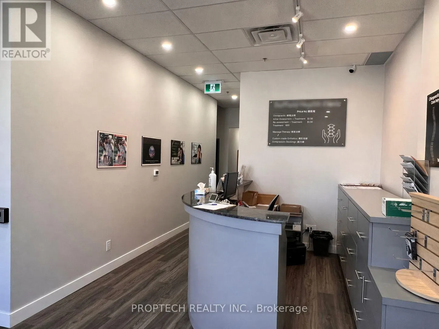 6 - 250 COCHRANE DRIVE