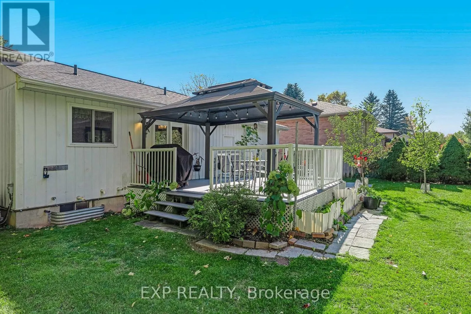 4 BURBANK CIRCLE