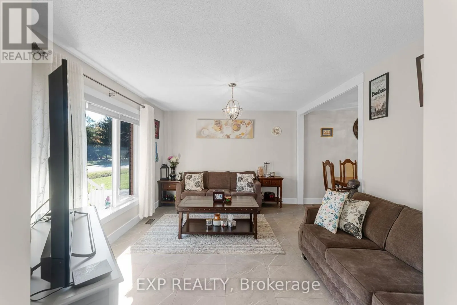 4 BURBANK CIRCLE