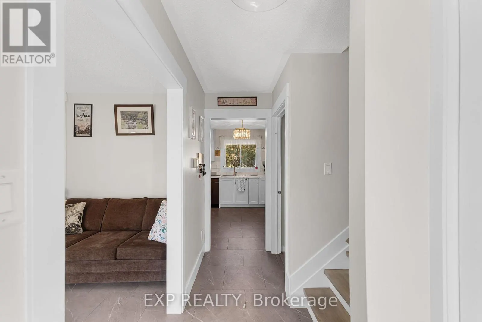 4 BURBANK CIRCLE