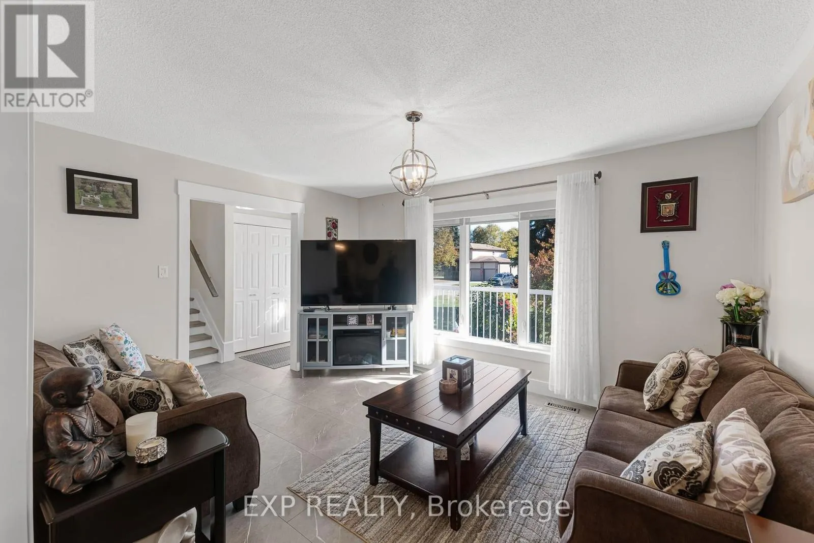 4 BURBANK CIRCLE