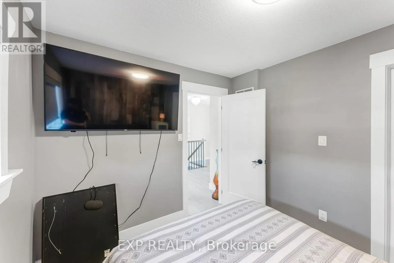 21 - 131 GREEN BRIAR ROAD