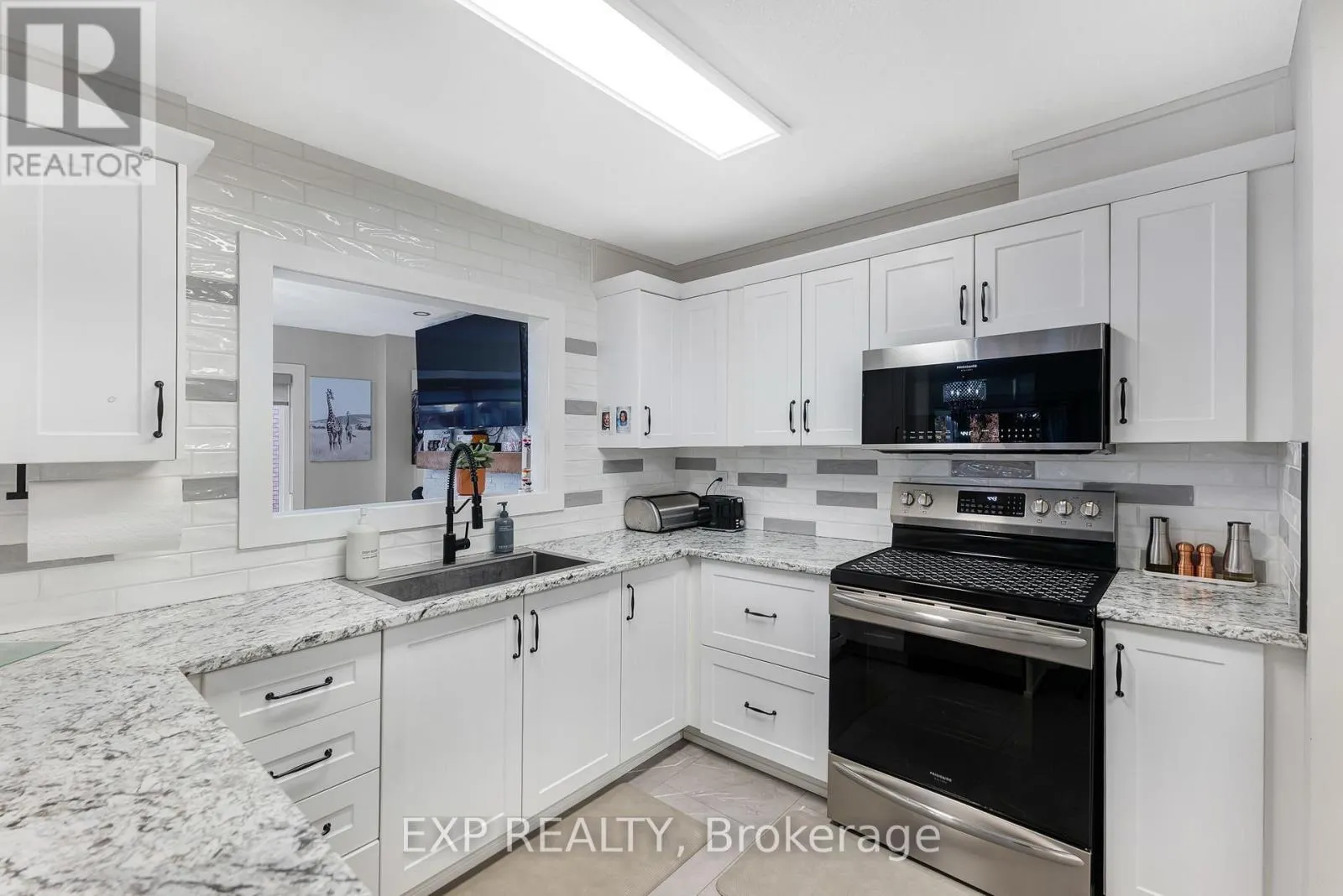 21 - 131 GREEN BRIAR ROAD
