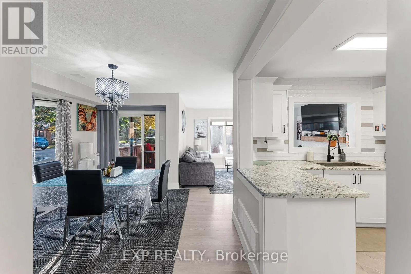 21 - 131 GREEN BRIAR ROAD