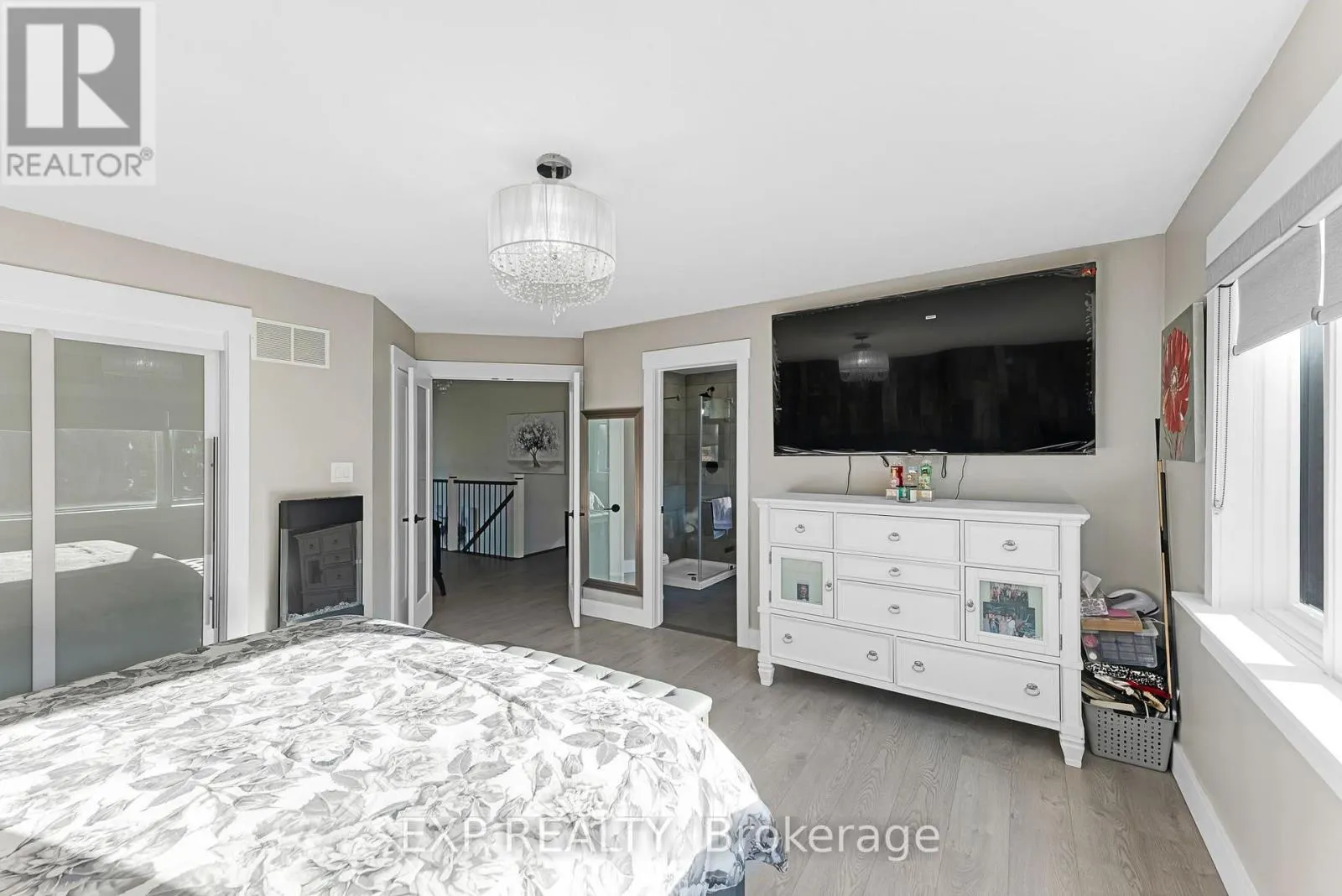 21 - 131 GREEN BRIAR ROAD