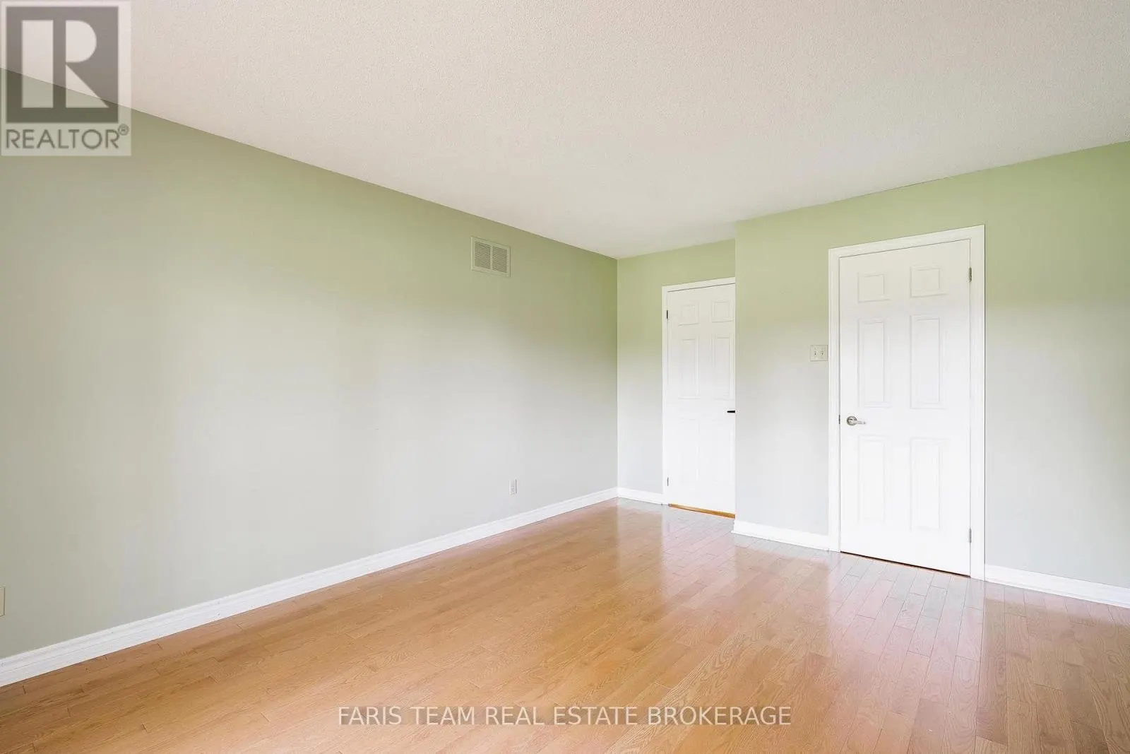 88 GREEN BRIAR ROAD