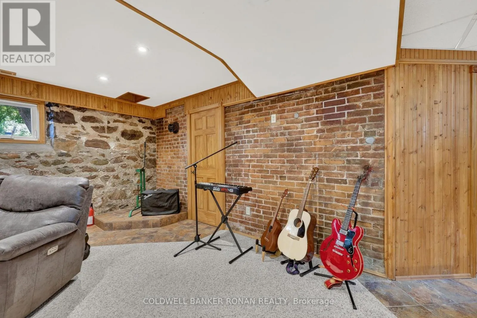4087 CONCESSION RD 5