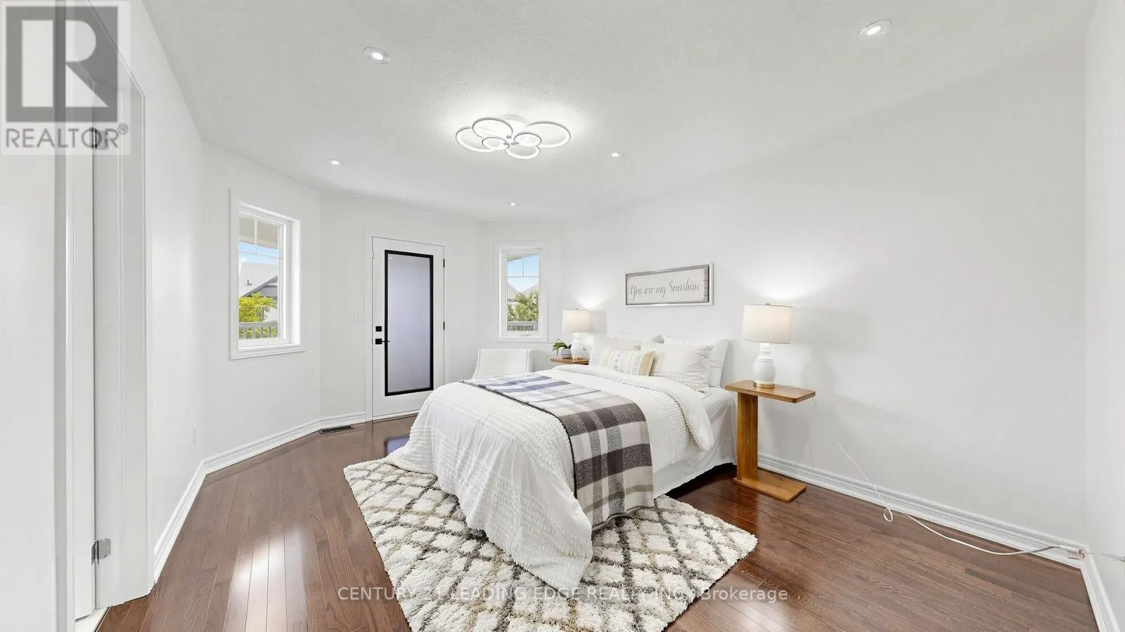 7 PHILIPS LAKE COURT