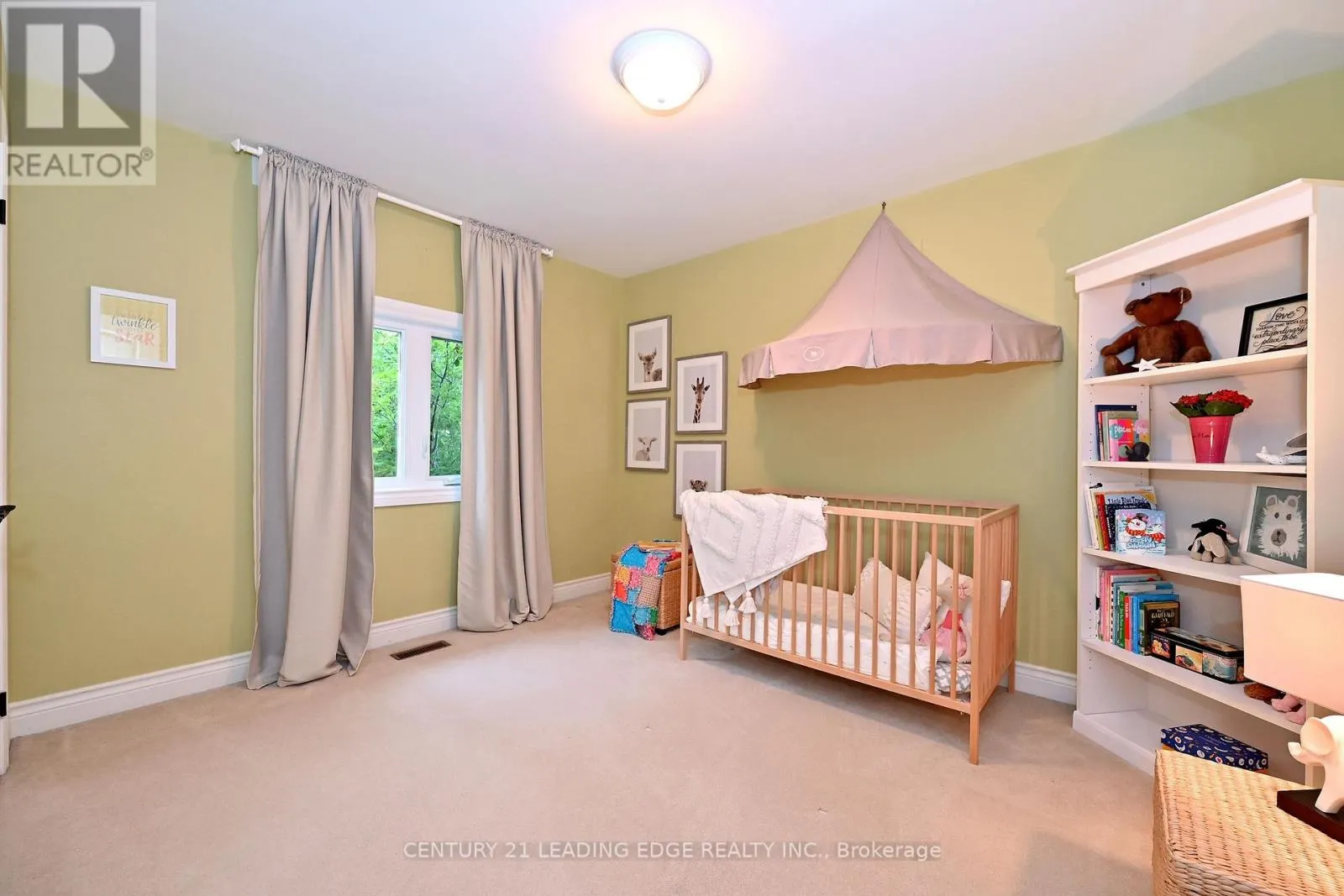 7 NORMANDALE ROAD