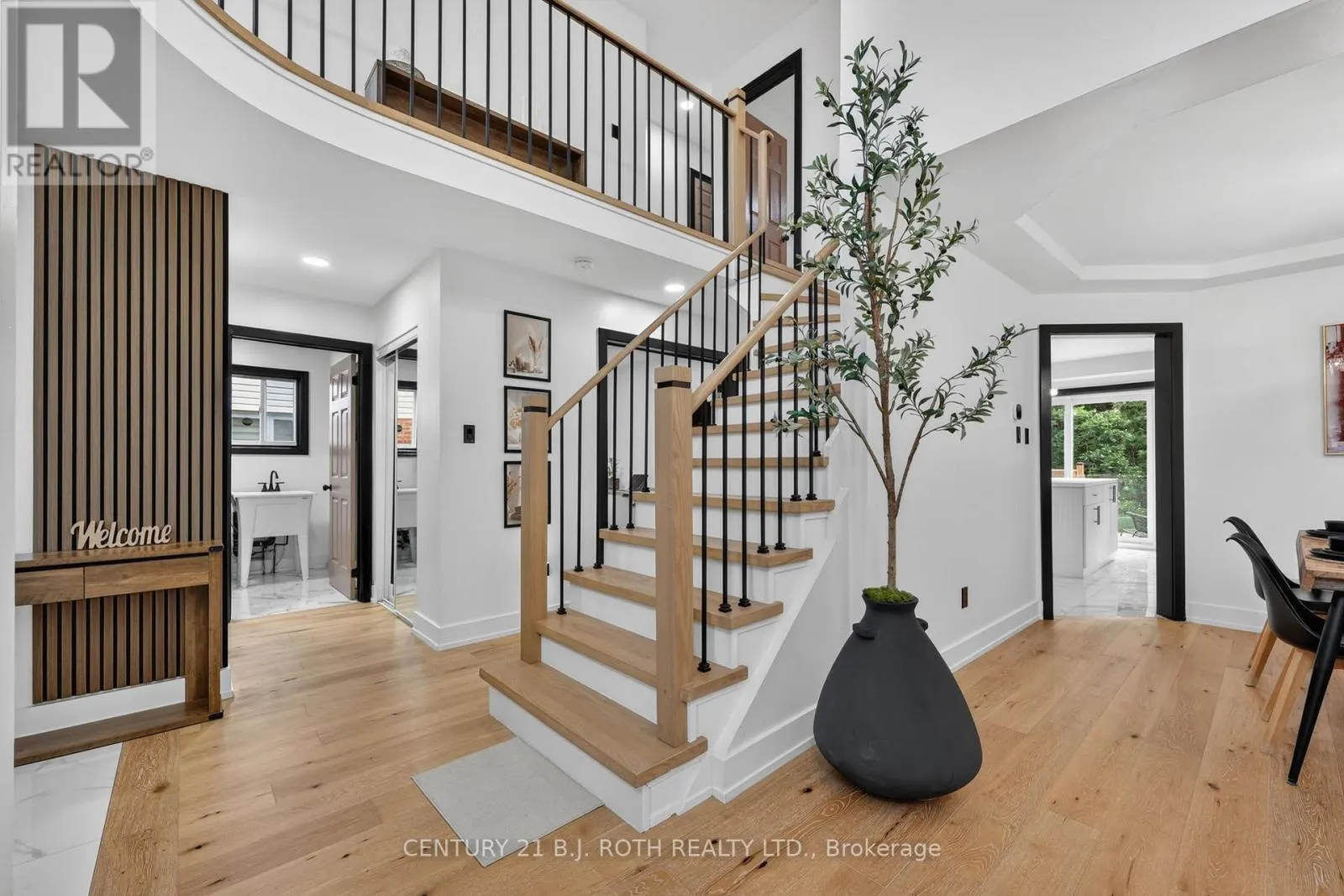 1077 CORRIE STREET