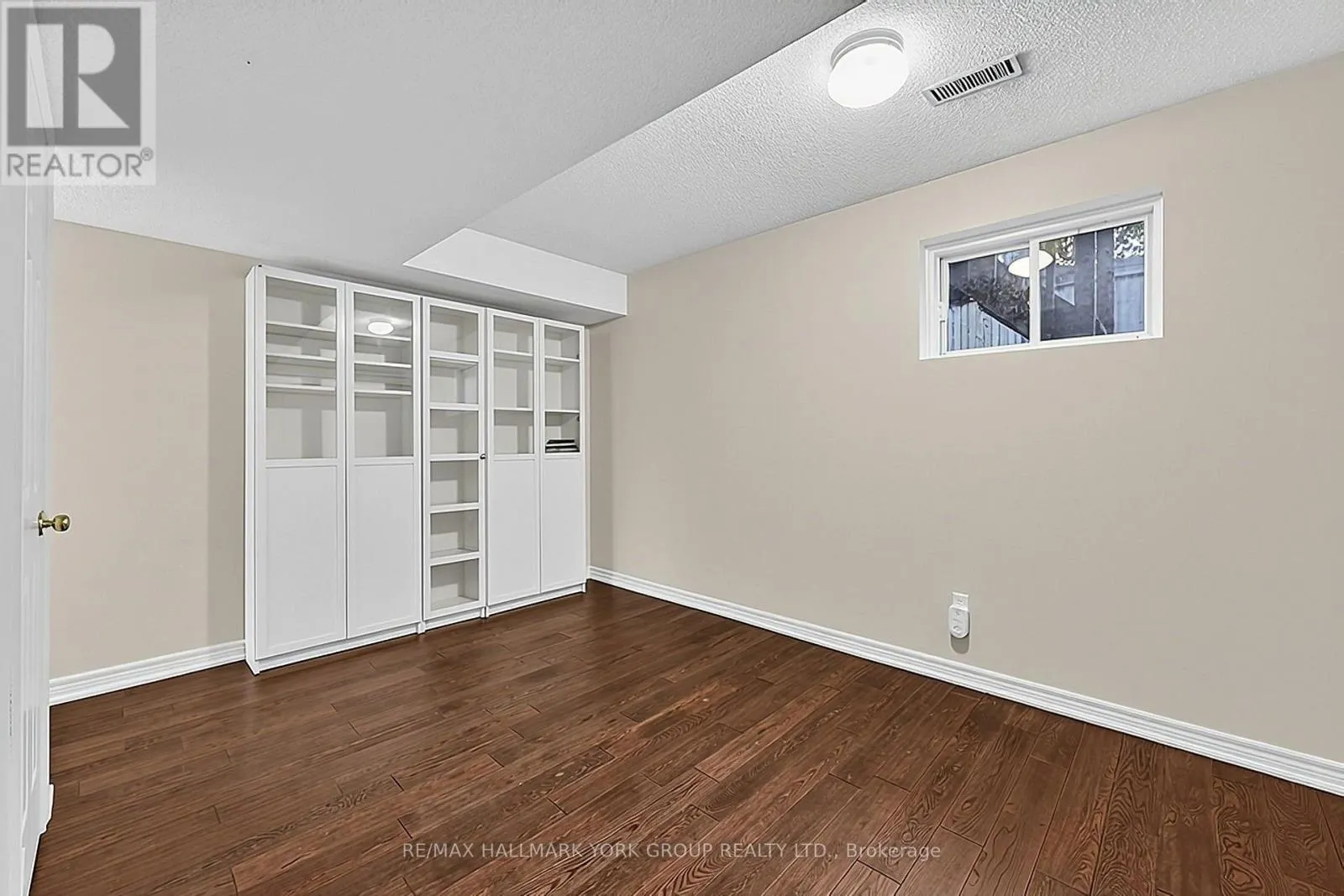 23 MARMILL WAY