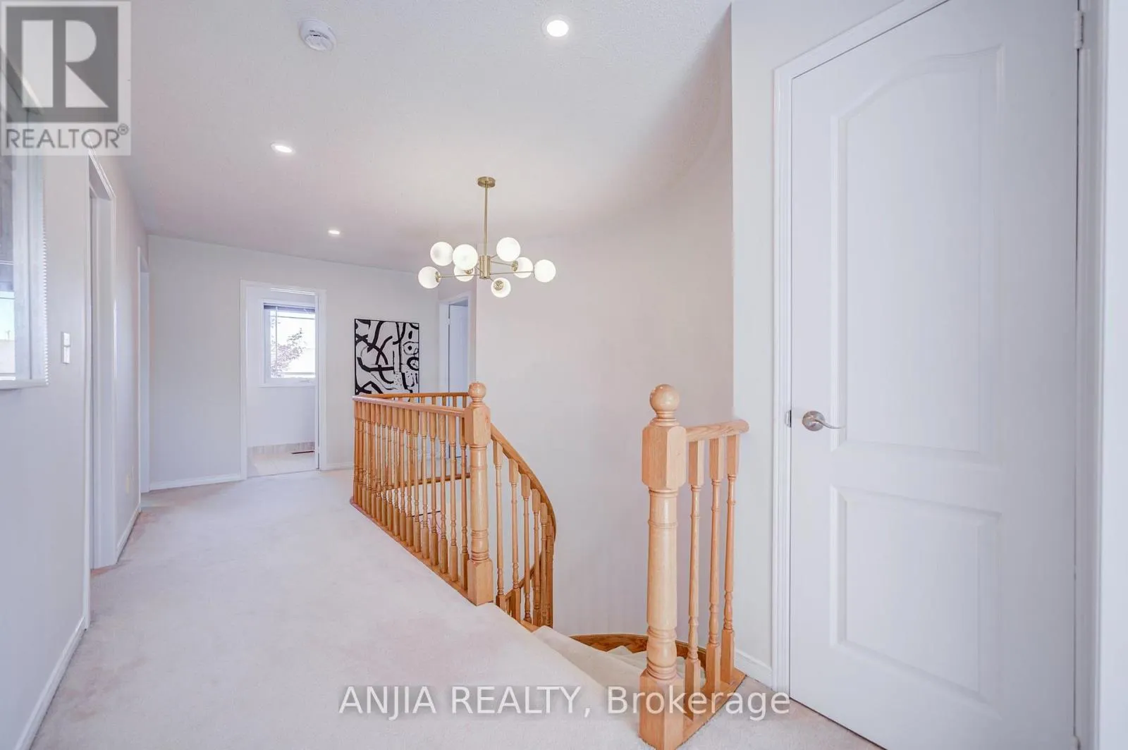 17 CHARRINGTON CRESCENT