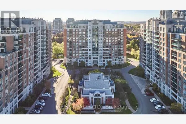 205 - 330 RED MAPLE ROAD