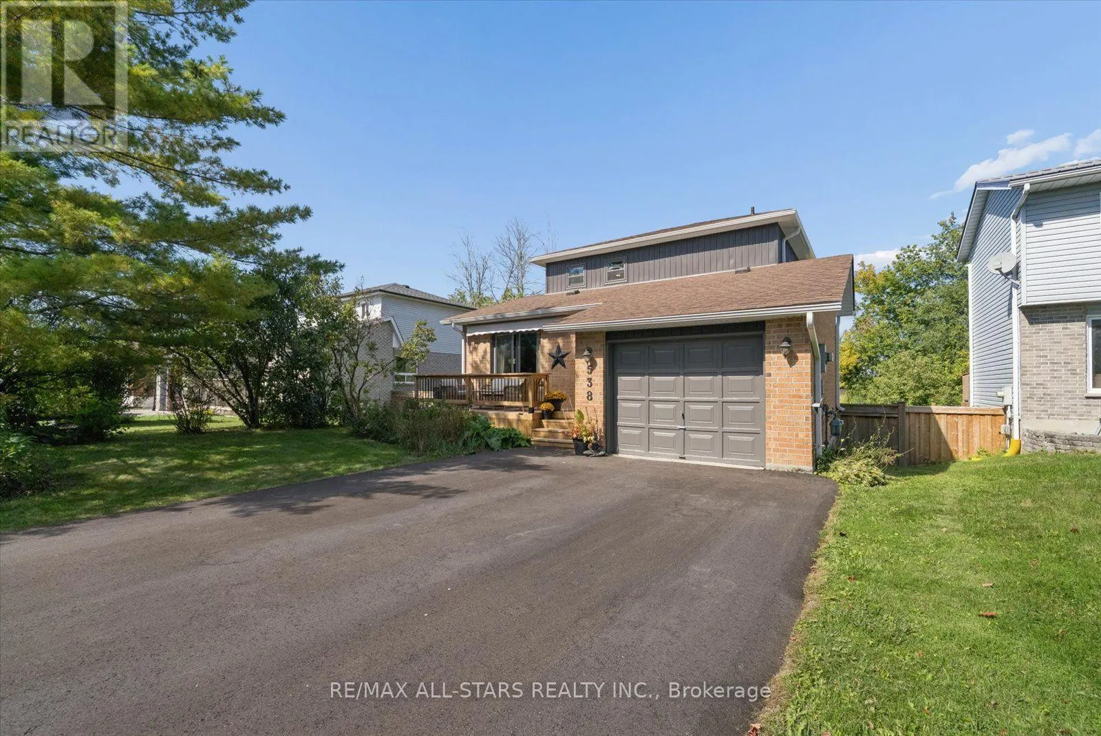 538 HIGHLAND CRESCENT