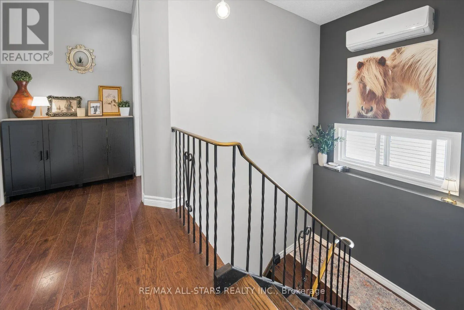 538 HIGHLAND CRESCENT