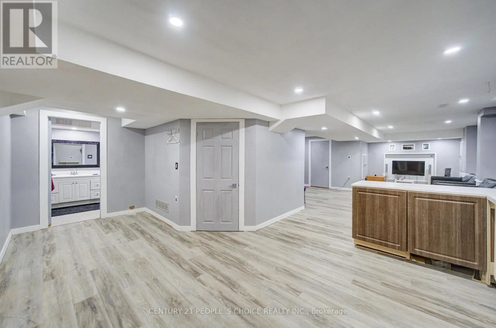 145 TRAILHEAD AVENUE