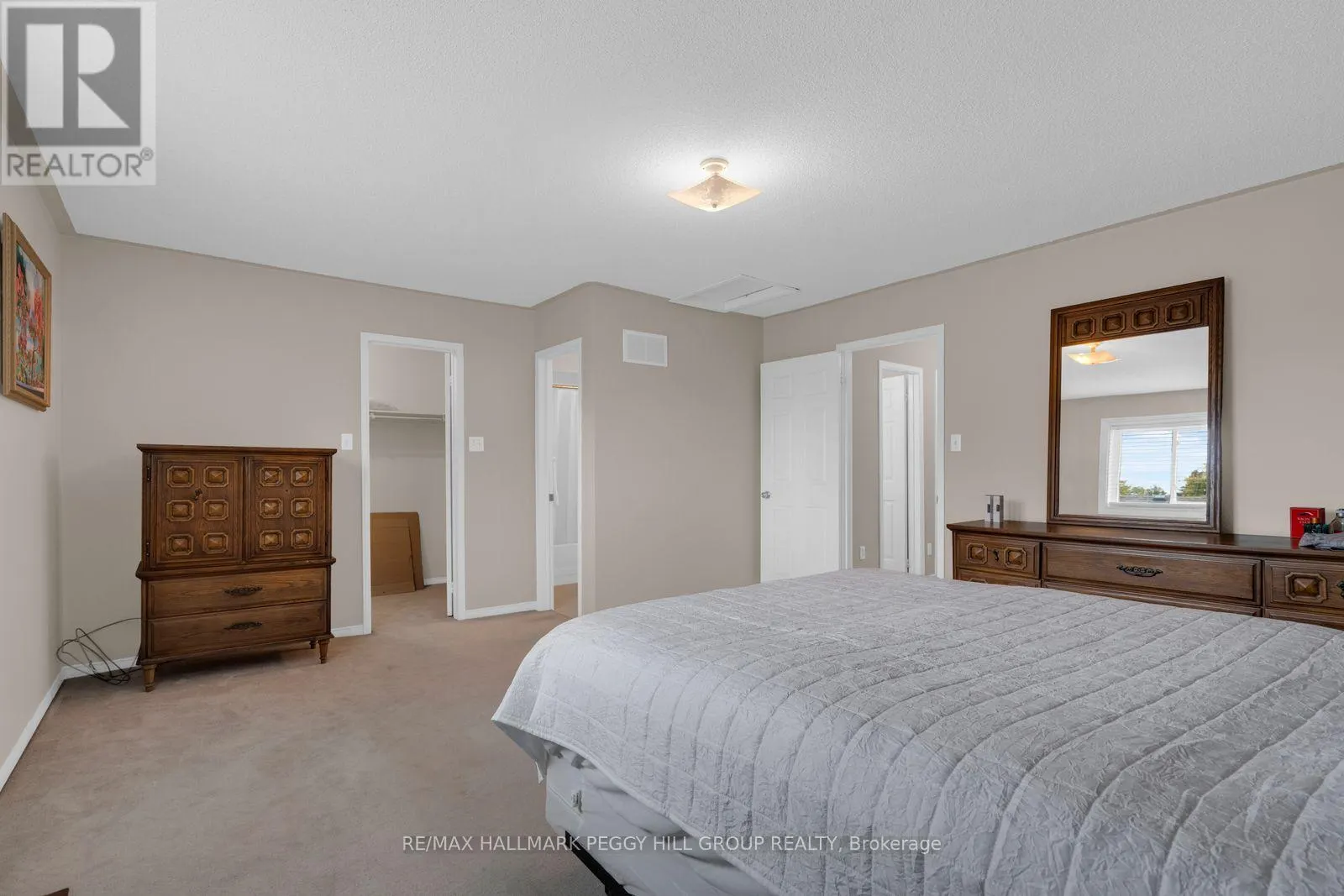10 KATE AITKEN CRESCENT
