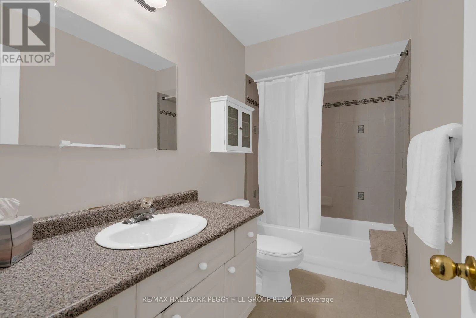 10 KATE AITKEN CRESCENT