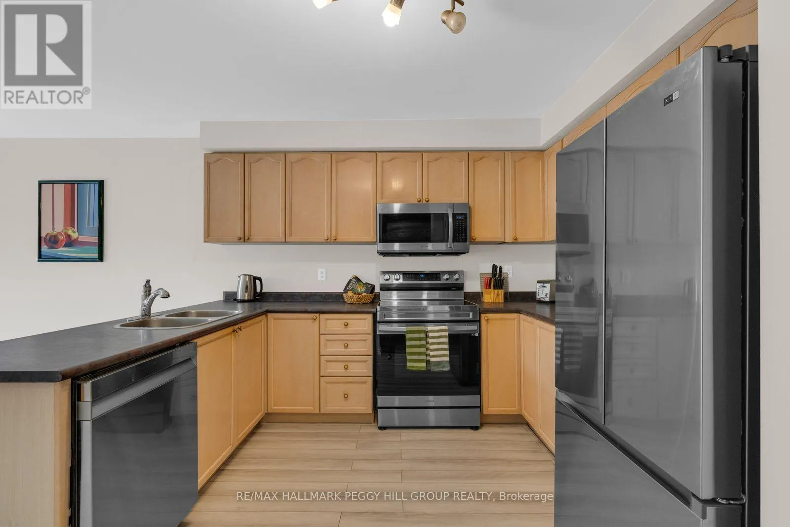 10 KATE AITKEN CRESCENT