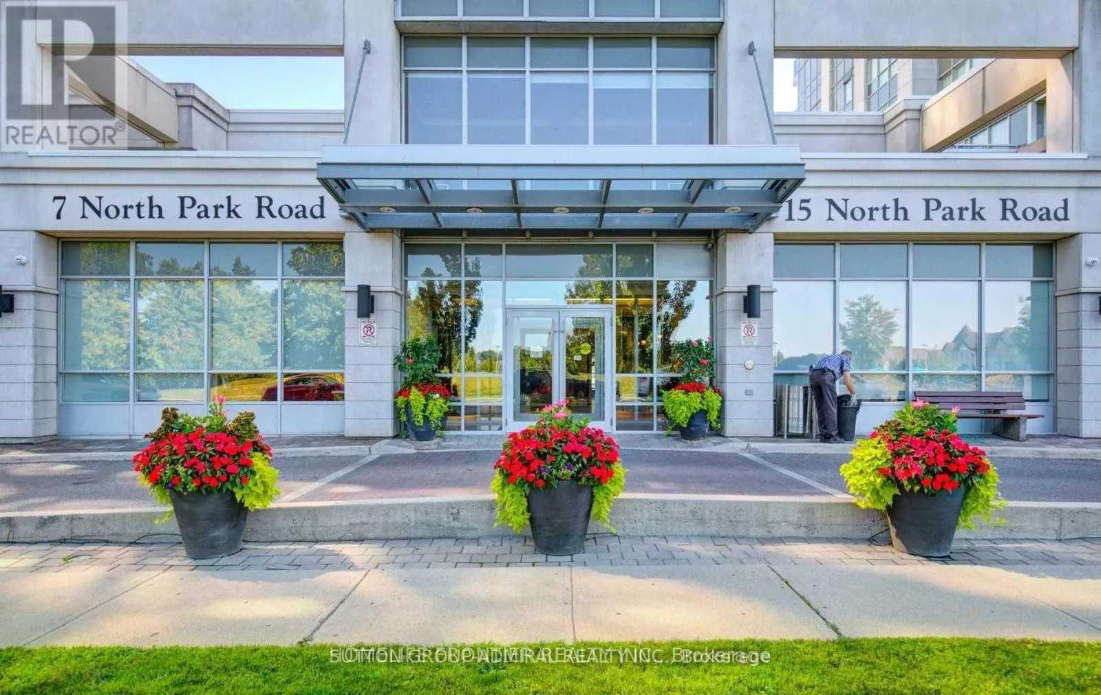 1010 - 15 NORTH PARK ROAD