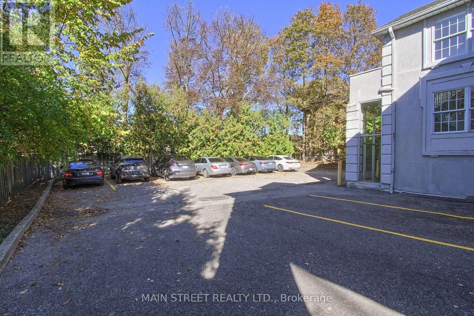 200 (LOWER) - 227 EAGLE STREET