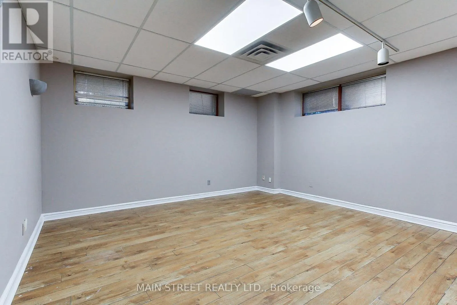 200 (LOWER) - 227 EAGLE STREET