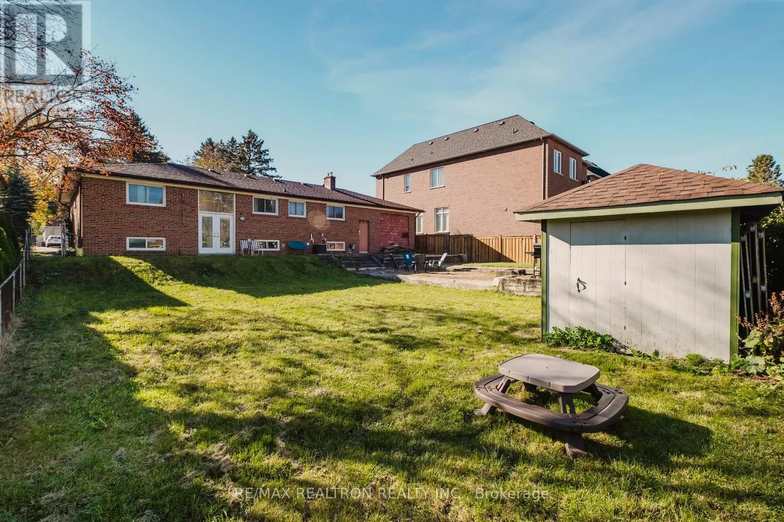 92 BOND CRESCENT