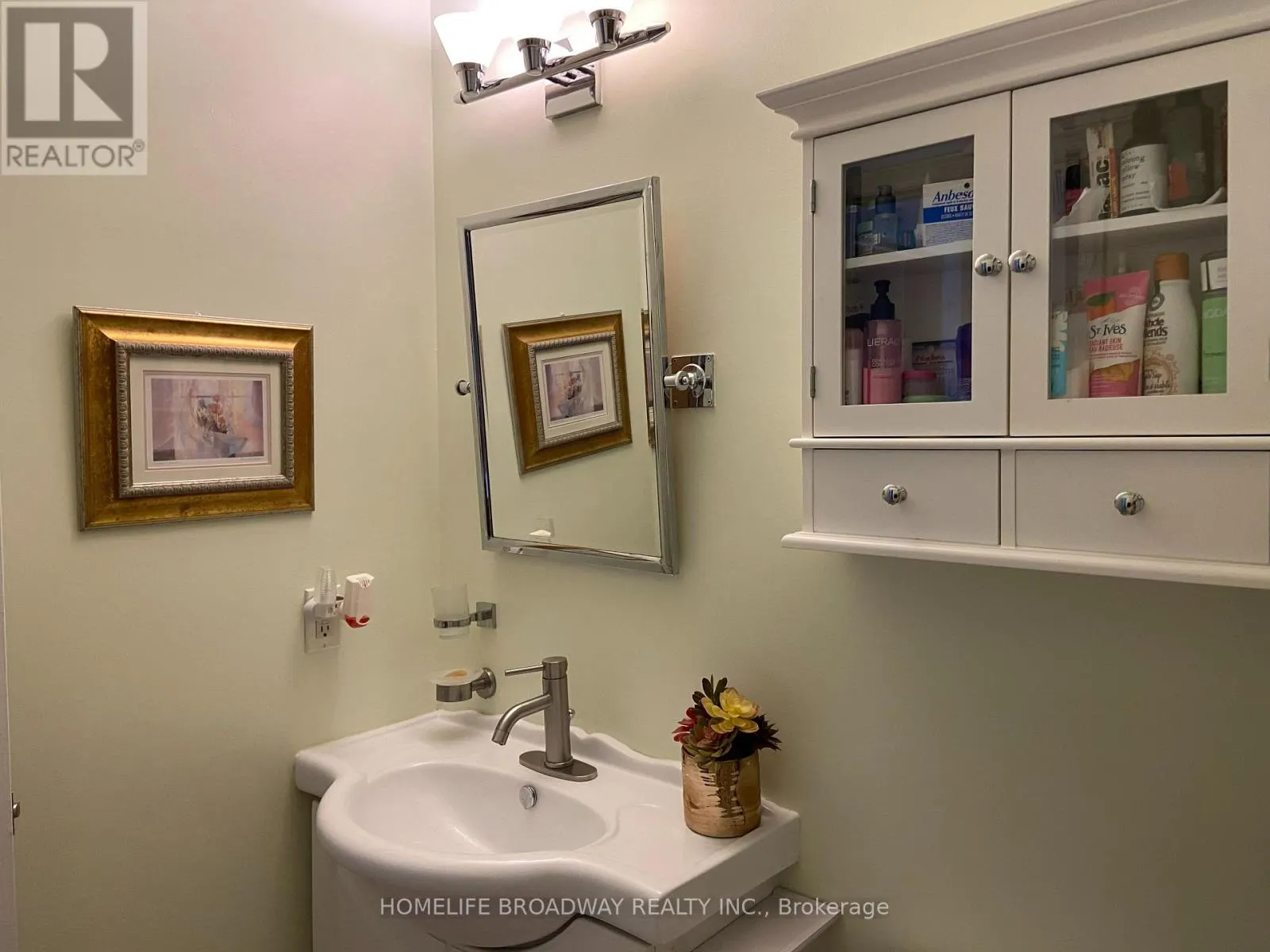 26 - 517 JACK GILES CIRCLE